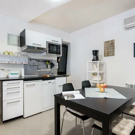 White&blue Center App Lejlighed