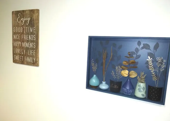 White&blue Center App *