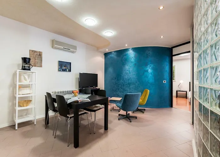 White&blue Center App Apartman